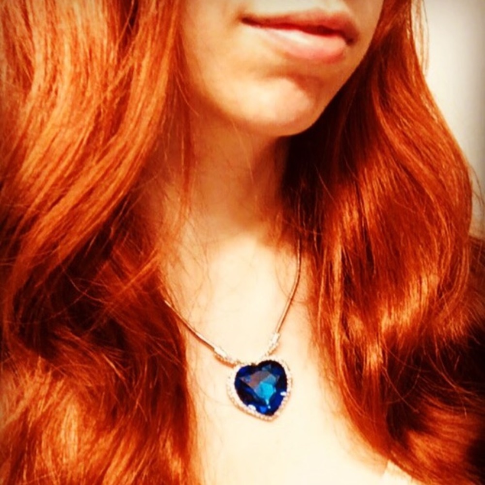 HEART of the Ocean Necklace and Earring Gift Set